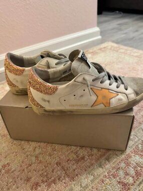 Golden Goose Superstar Private EDT. Size 37